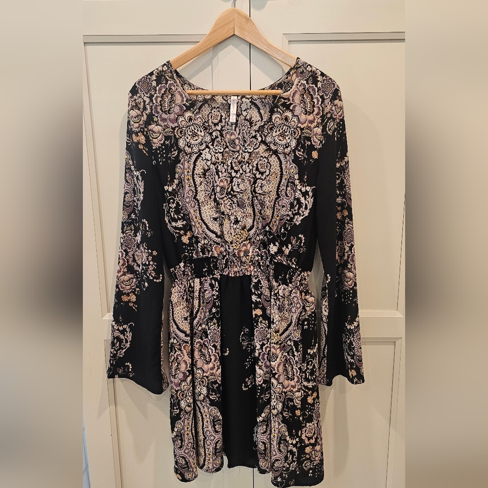 Elegant Black and Pink Paisley Dress